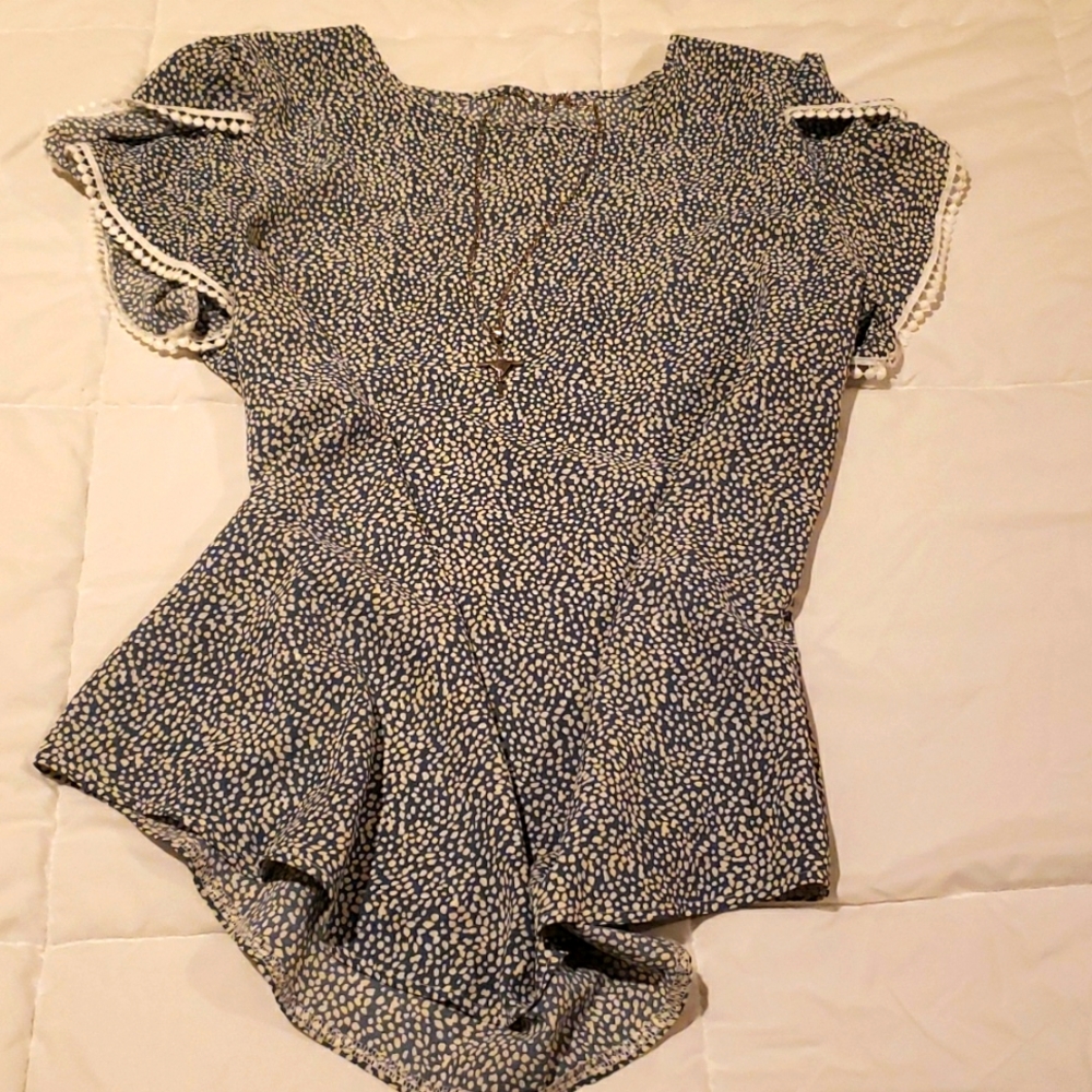 Casual/ dressy top